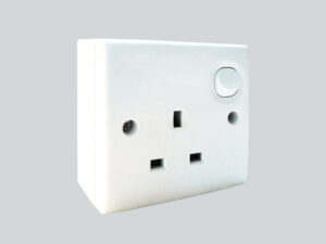 13. 13Amp/230V SP 50Hz AC Socket (Max 800W, not for lighting)