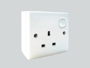 14. 13Amp/230V SP 50Hz AC Socket with 24hrs Supply (Max 800W, not for lighting)